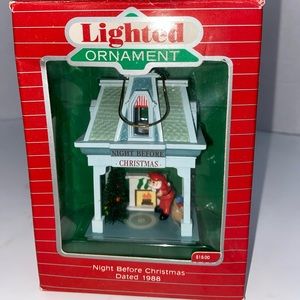 1988 Hallmark Keepsake Magic Lighted Ornament “Night Before Christmasz” New Box